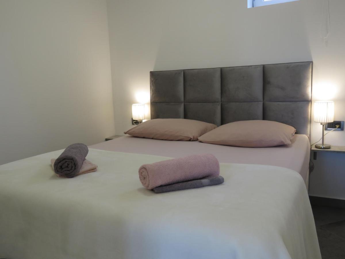 Nevera Apartment Mlini Buitenkant foto