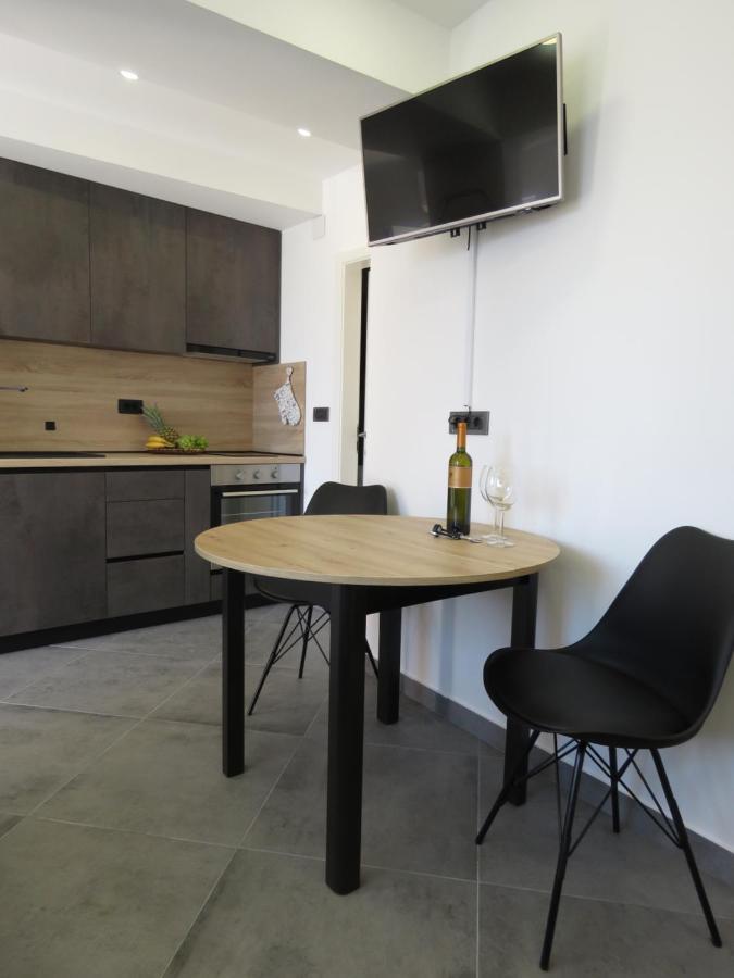 Nevera Apartment Mlini Buitenkant foto